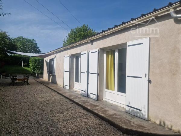 CHARMANTE MAISON DE PLAIN-PIED au calme, sur Savonnières.
