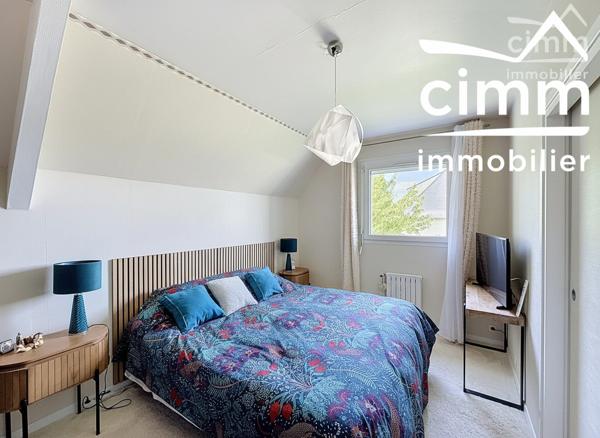 ORGÈRES – SUD RENNES – MAISON CONTEMPORAINE AVEC ESPACE PROFESSIONNEL INDÉPENDANT ET POTENTIEL D'ÉVOLUTION