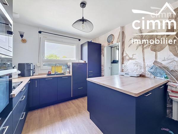 ORGÈRES – SUD RENNES – MAISON CONTEMPORAINE AVEC ESPACE PROFESSIONNEL INDÉPENDANT ET POTENTIEL D'ÉVOLUTION