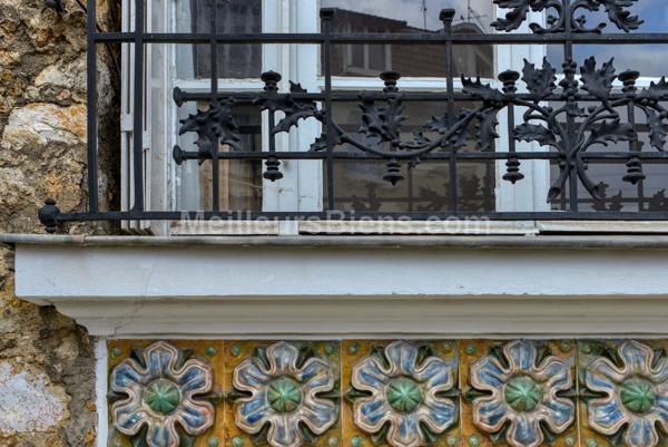  Belle propriété 1900 à rénover sur 1076m2 de terrain divisible.