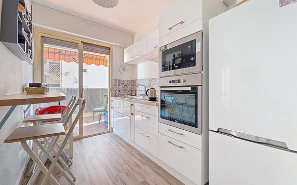 Appartement à vendre    2 pièces • 48,84 m2 Le Cannet