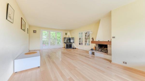Maison Roissy En Brie 6 pièce(s) 129.8 m2