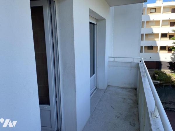 Face à la mer, à La Baule : un appartement à fort potentiel avec cave et garage