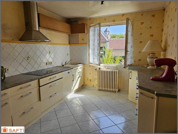 pavillon 2 chambres sur sous-sol avec cour et dépendances