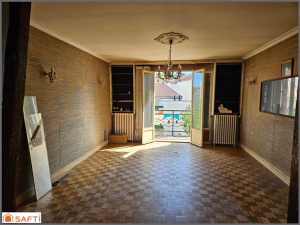 pavillon 2 chambres sur sous-sol avec cour et dépendances