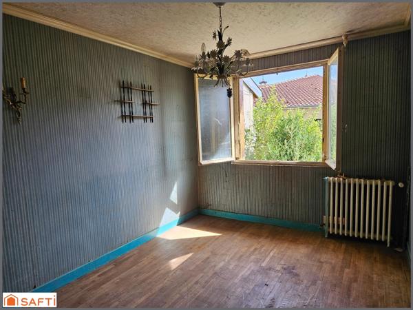 pavillon 2 chambres sur sous-sol avec cour et dépendances