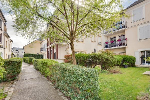 PLESSIS ROBINSON 92350 - RESIDENCE STANDING - CENTRE VILLE - CALME - MAIRIE PARC HENRI SELLIER - TERRASSE
