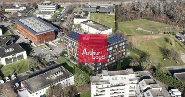 Bureaux à louer à Échirolles dans parc sécurisé avec stationnement