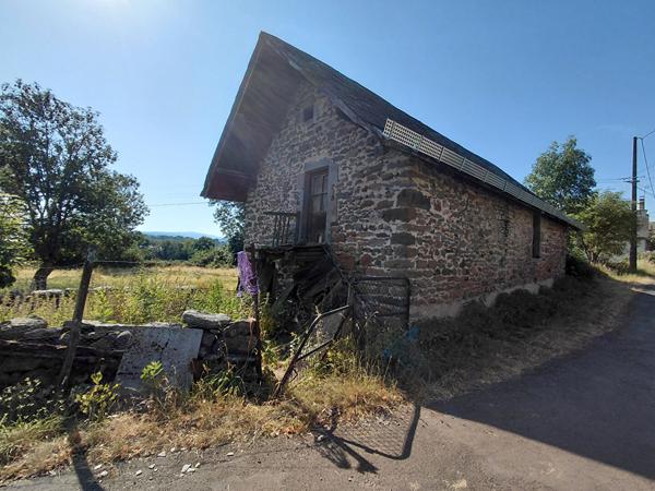 Dépendance et terrain Le Vigean Le vigean
