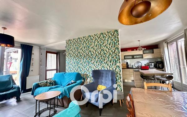 Maison à vendre    5 pièces • 96,51 m2 Froges