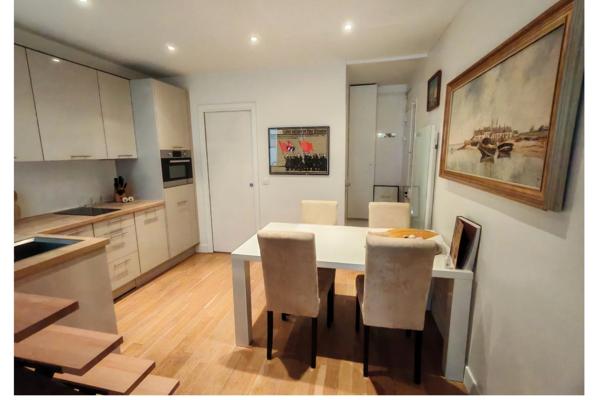 Paris 6e – Rue de Sèvres – Duplex de charme au dernier étage