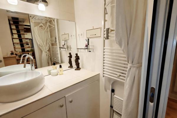 Paris 6e – Rue de Sèvres – Duplex de charme au dernier étage