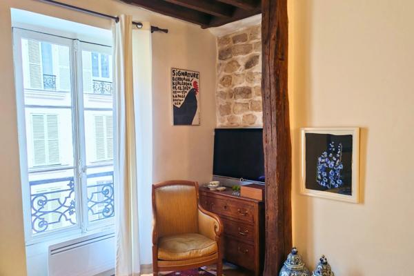 Paris 6e – Rue de Sèvres – Duplex de charme au dernier étage