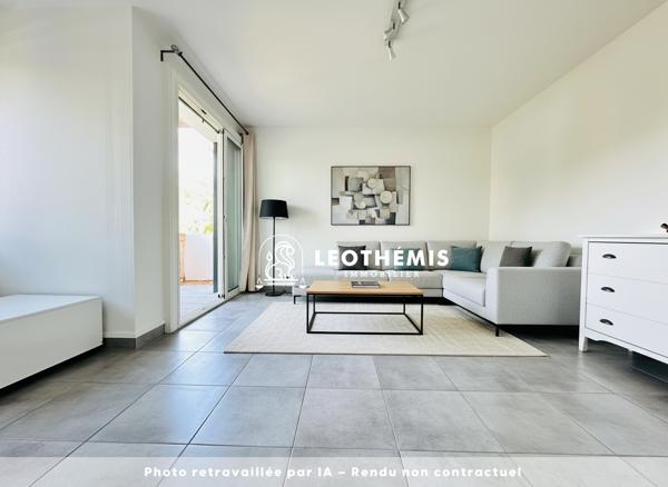 BEL APPARTEMENT RONÇOIS RÉNOVÉ