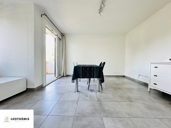 BEL APPARTEMENT RONÇOIS RÉNOVÉ