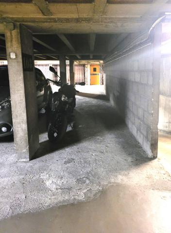 Place de parking pour investissement locatif - Métro DUGOMMIER
