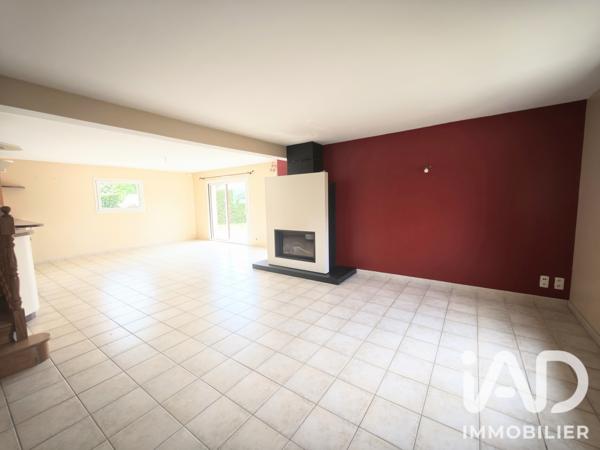 Maison à vendre 6 pièces 200 m² Longaulnay