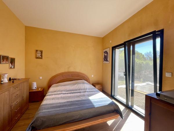 Salernes (83690) Laissez-vous séduire par l’alliance du confort moderne et de l’efficacité énergétique Salernes, Villa 138m2 ut