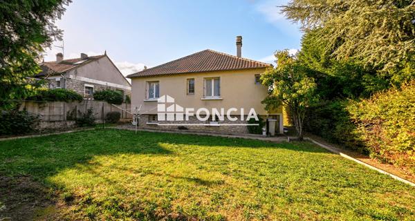 À vendre Maison 5 pièces 68.76 m² - Mantes-la-ville 78711
