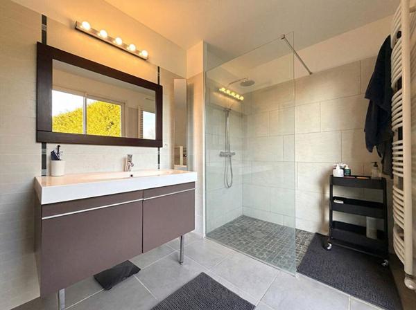 Charmante Maison Familiale et Individuelle ? 3 niveaux ? 1 étage ? 3 Chambres ? Sous Sol Total ? Terrain 3545 m2