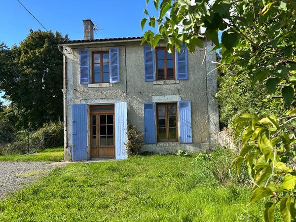 Maison individuelle 4 chambres avec grenier aménageable de 77 m², spacieuse jardin et tout-à-l'égout Aulnay