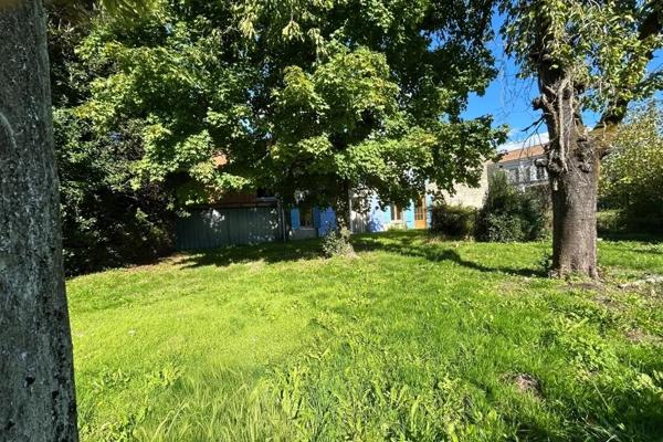 Maison individuelle 4 chambres avec grenier aménageable de 77 m², spacieuse jardin et tout-à-l'égout Aulnay