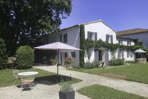 Maison indépendante avec piscine Etaules