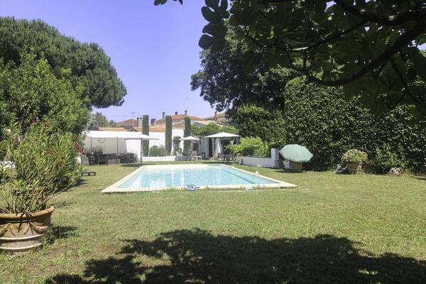 Maison indépendante avec piscine Etaules