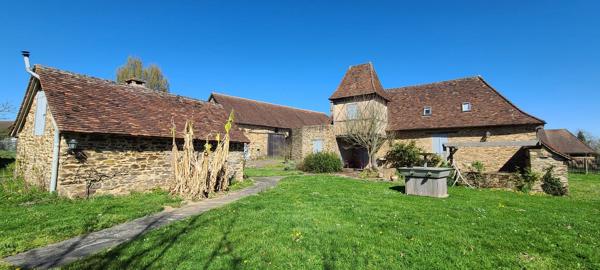 MAISON EN PIERRES , DEPENDANCES ,1 HECTARE , SAINT YRIEIX LA PERCHE , HAUTE-VIENNE Saint yrieix la perche