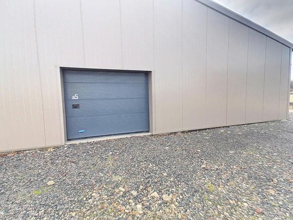 Stationnement à louer    19 m2 Monnaie