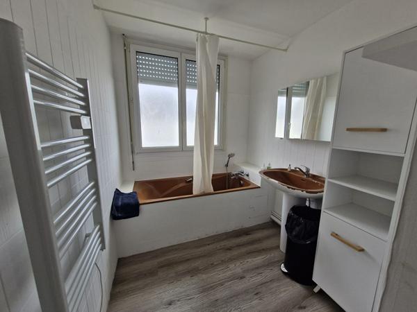 Appartement en colocation - 5 chambres - St Nazaire centre