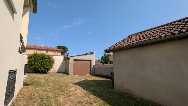 Maison 6 pièces - 151 m² Exclusivité efficity