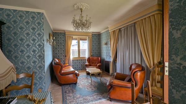 Maison 6 pièces - 151 m² Exclusivité efficity