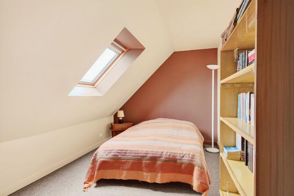 Maison à vendre à Trégueux Deux logements indépendants et beau terrain de 1 200 m²