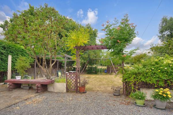 Maison à vendre à Trégueux Deux logements indépendants et beau terrain de 1 200 m²