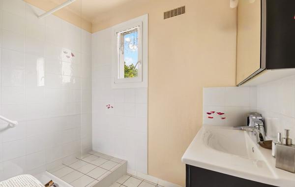 Maison à vendre à Trégueux Deux logements indépendants et beau terrain de 1 200 m²
