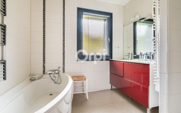 Maison à vendre    6 pièces • 142,45 m2 Verneuil-sur-Vienne