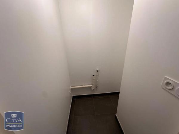 Appartement à louer 3 pièces 75.88m² Bourg-en-Bresse (01000)