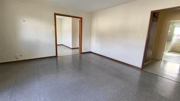 Appartement 2 chambres - 83,53 m² -Hypercentre Saint-Avold - Ascenseur, cave et 2 balcons