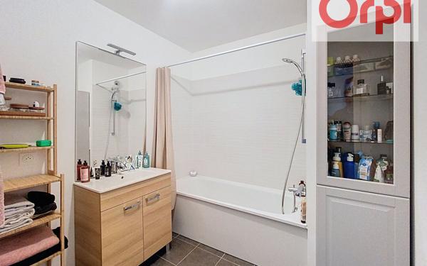 Appartement à vendre    4 pièces • 78,48 m2 Guyancourt