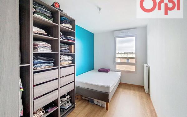 Appartement à vendre    4 pièces • 78,48 m2 Guyancourt