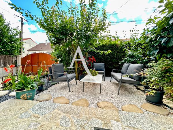 Maison Bois D Arcy 8 pièces 143 m2