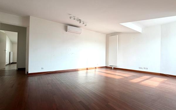 Appartement à louer    4 pièces • 84,76 m2 Joinville-le-Pont