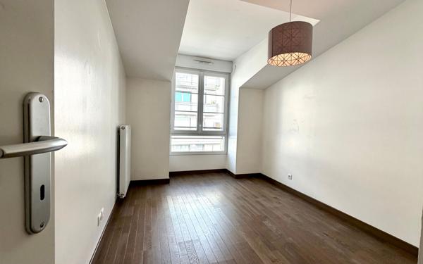Appartement à louer    4 pièces • 84,76 m2 Joinville-le-Pont