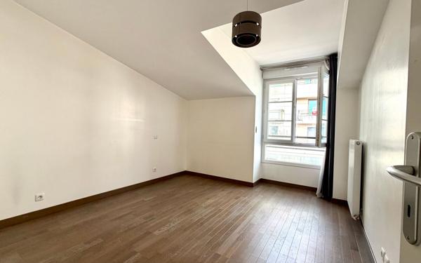 Appartement à louer    4 pièces • 84,76 m2 Joinville-le-Pont