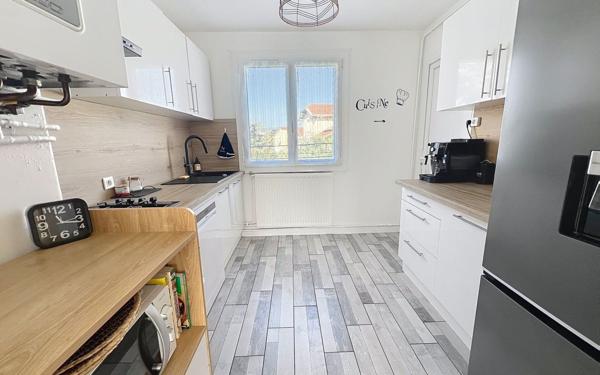 Appartement à vendre    4 pièces • 75,19 m2 Valence