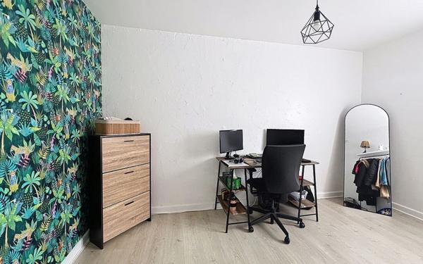 Appartement à vendre    4 pièces • 75,19 m2 Valence