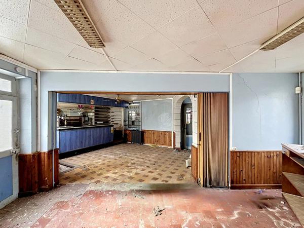 Vente                                                      Maison
                        
                     8 pièces                      149 m2                     à Pierrepont
