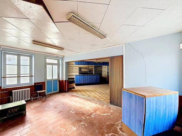 Vente                                                      Maison
                        
                     8 pièces                      149 m2                     à Pierrepont