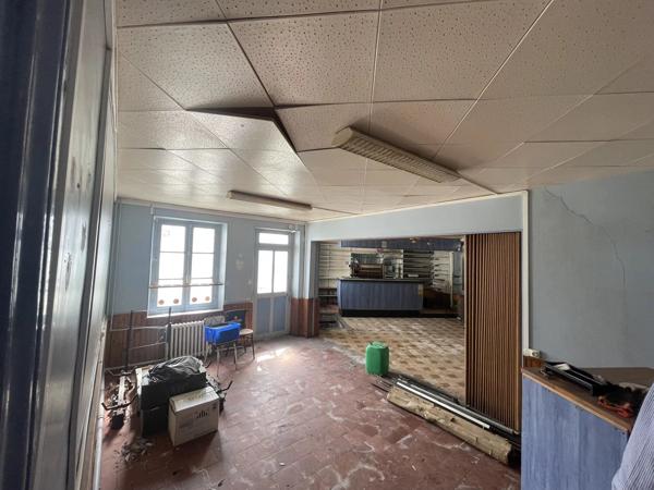 Vente                                                      Maison
                        
                     8 pièces                      149 m2                     à Pierrepont